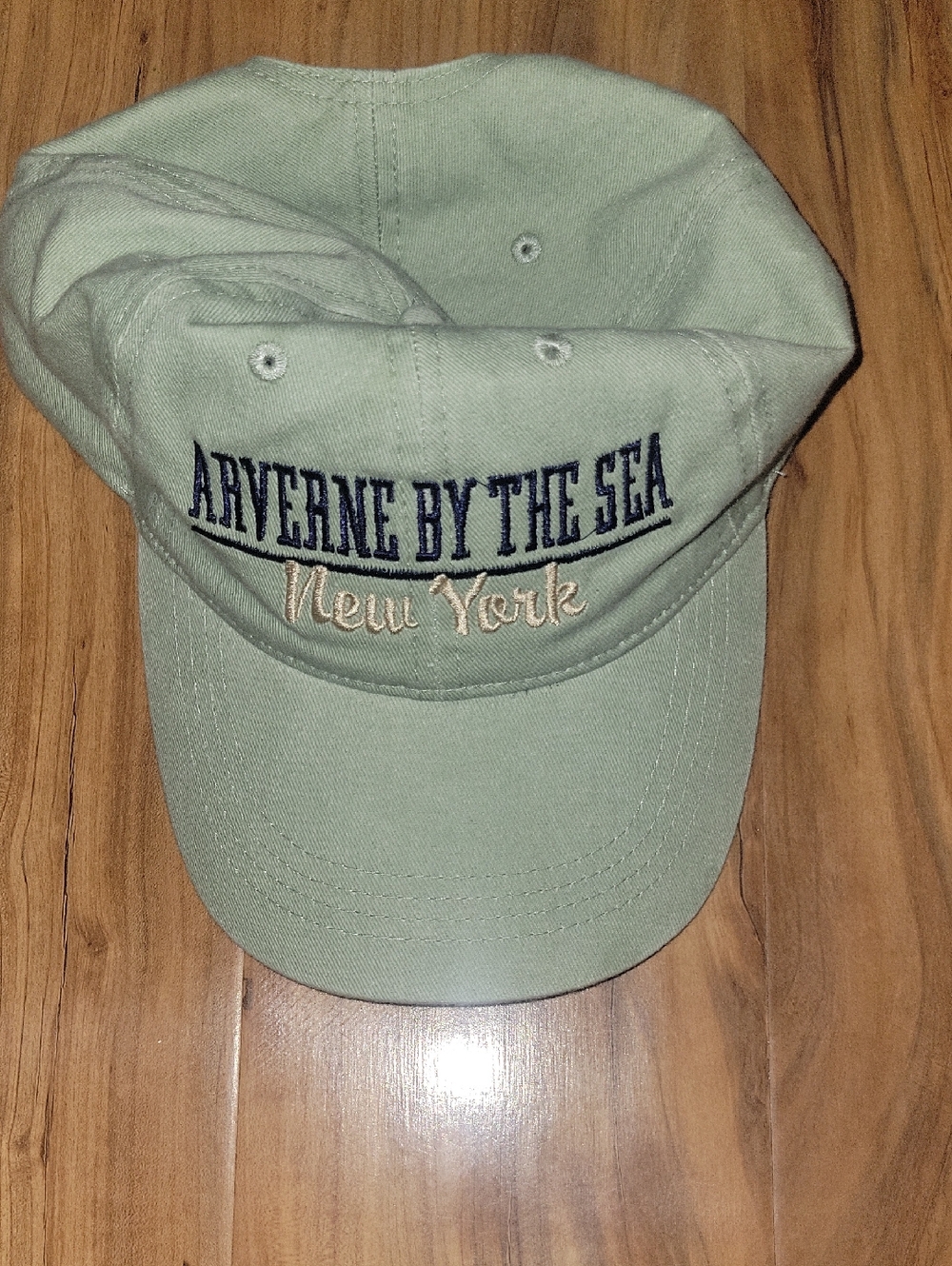 Avenue By The Sea New York Embroidered Cap - Sage Green